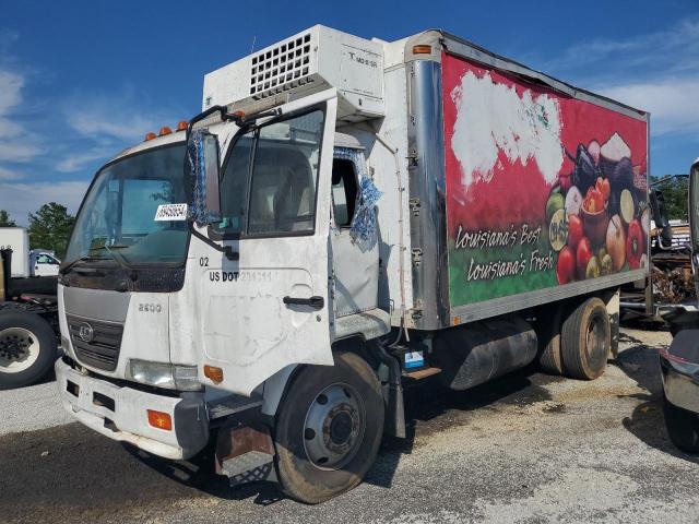  Salvage Nissan Diesel Ud2600