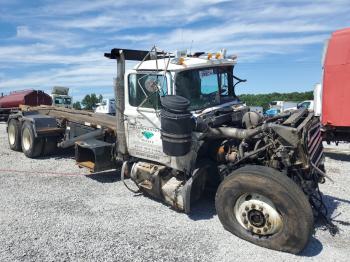  Salvage Mack 600 Rd600