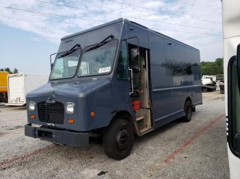  Salvage Freightliner Chassis M