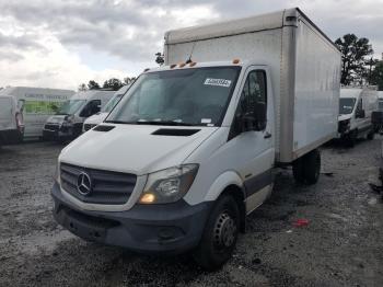  Salvage Mercedes-Benz Sprinter