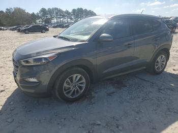  Salvage Hyundai TUCSON