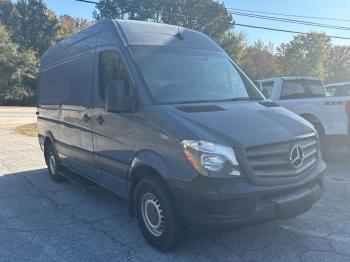  Salvage Mercedes-Benz Sprinter