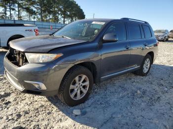  Salvage Toyota Highlander