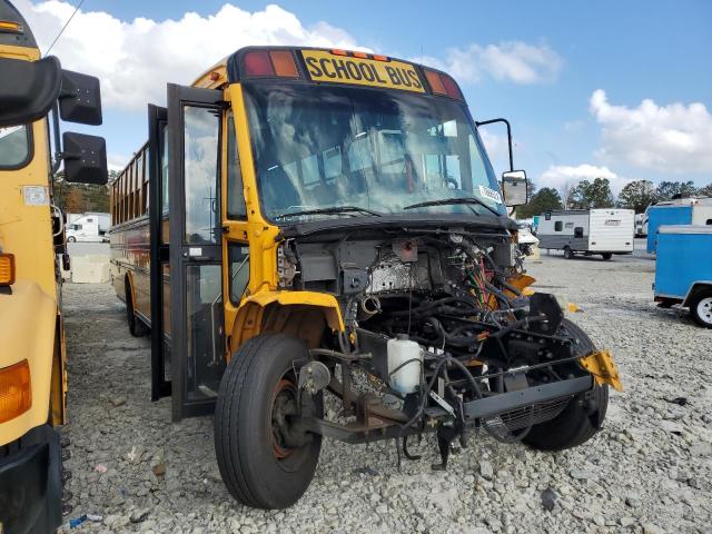  Salvage Freightliner Chassis B2