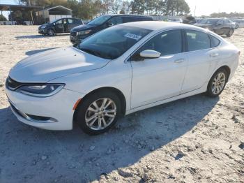  Salvage Chrysler 200