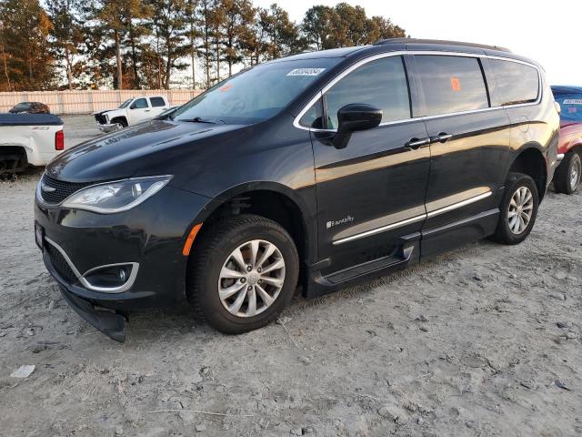  Salvage Chrysler Pacifica