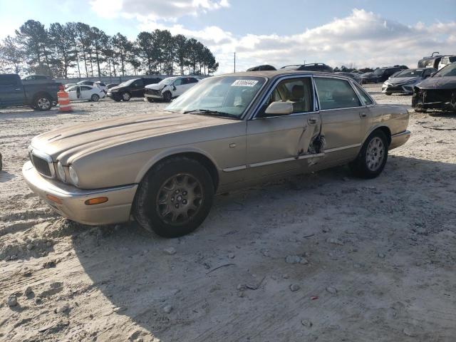  Salvage Jaguar Xj8