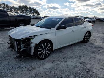  Salvage Nissan Altima