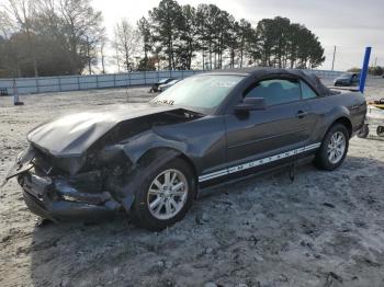  Salvage Ford Mustang