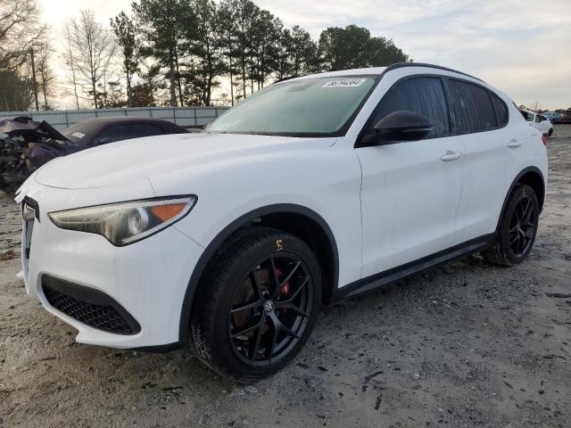  Salvage Alfa Romeo Stelvio