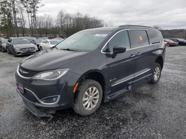  Salvage Chrysler Pacifica