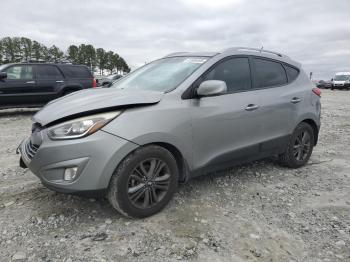  Salvage Hyundai TUCSON