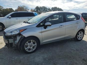  Salvage Ford Fiesta