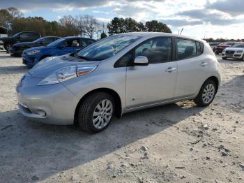  Salvage Nissan LEAF