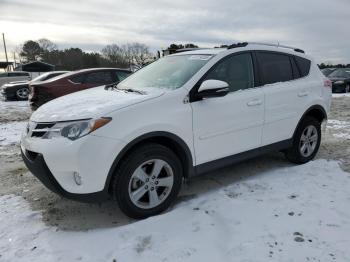  Salvage Toyota RAV4