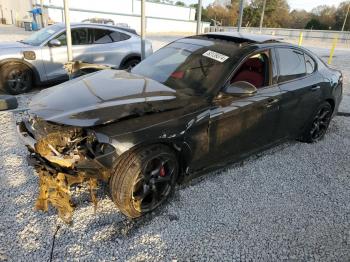  Salvage Alfa Romeo Giulia