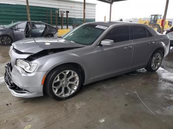  Salvage Chrysler 300