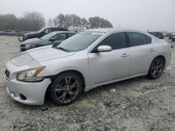  Salvage Nissan Maxima