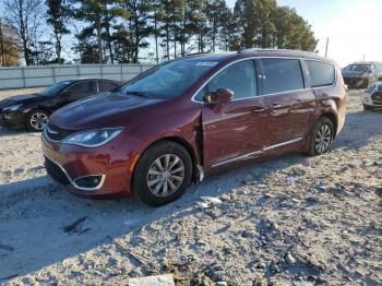  Salvage Chrysler Pacifica