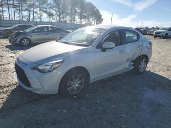  Salvage Toyota Yaris