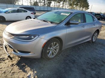  Salvage Chrysler 200