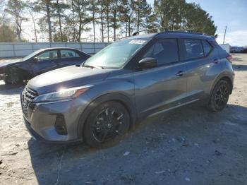  Salvage Nissan Kicks