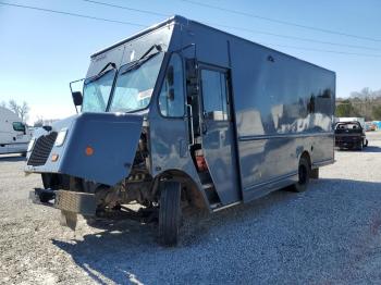  Salvage Freightliner Chassis M