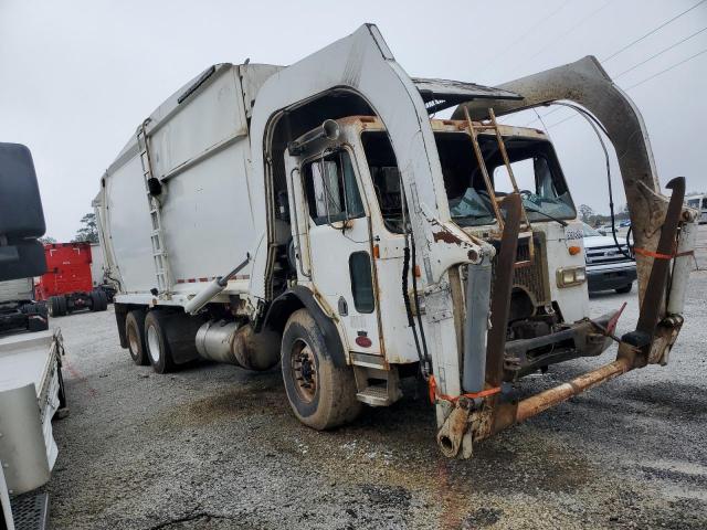  Salvage Peterbilt 320