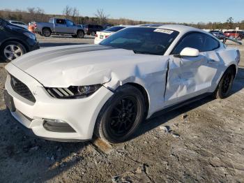  Salvage Ford Mustang