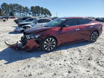  Salvage Nissan Maxima