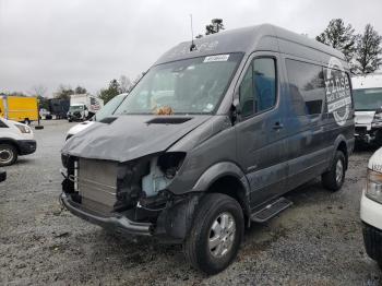  Salvage Mercedes-Benz Sprinter