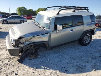  Salvage Toyota FJ Cruiser
