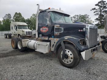  Salvage Freightliner 122sd