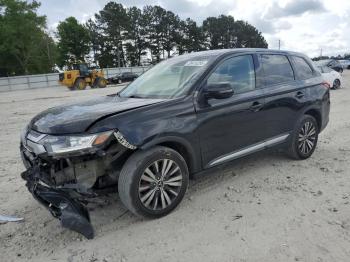  Salvage Mitsubishi Outlander
