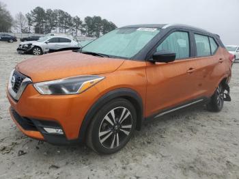  Salvage Nissan Kicks
