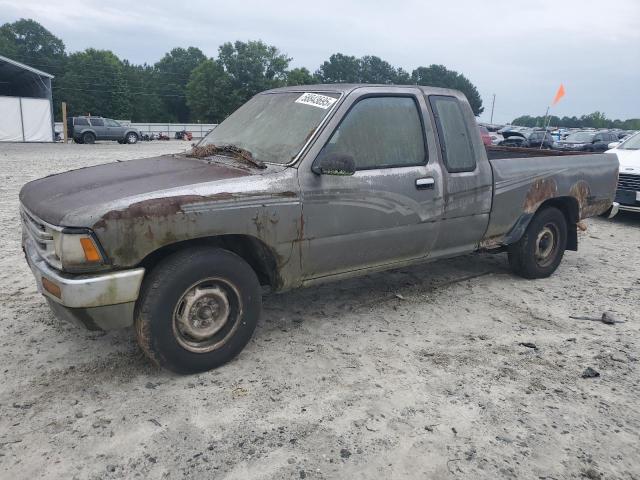  Salvage Toyota Pickup