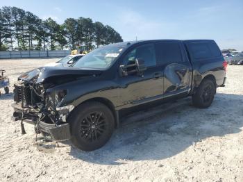  Salvage Nissan Titan