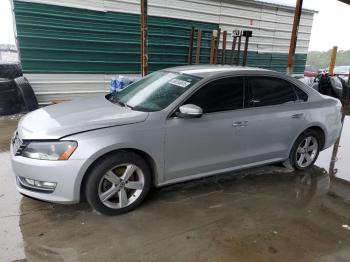  Salvage Volkswagen Passat