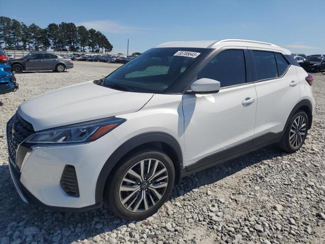  Salvage Nissan Kicks