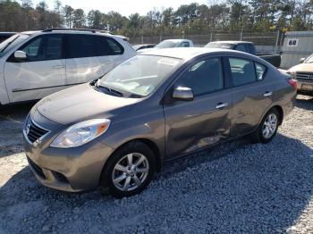  Salvage Nissan Versa