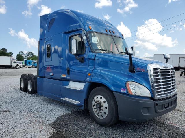  Salvage Freightliner Cascadia 1