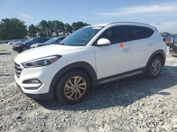  Salvage Hyundai TUCSON