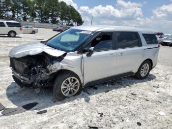  Salvage Kia Carnival