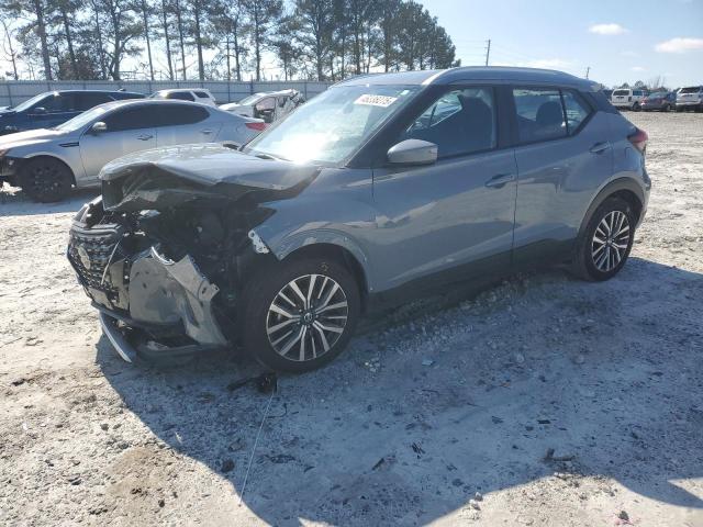  Salvage Nissan Kicks