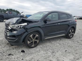  Salvage Hyundai TUCSON