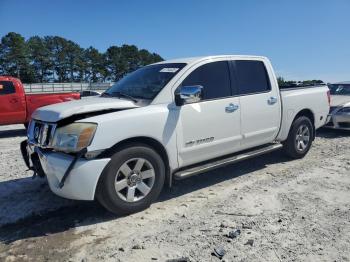  Salvage Nissan Titan