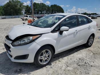 Salvage Ford Fiesta