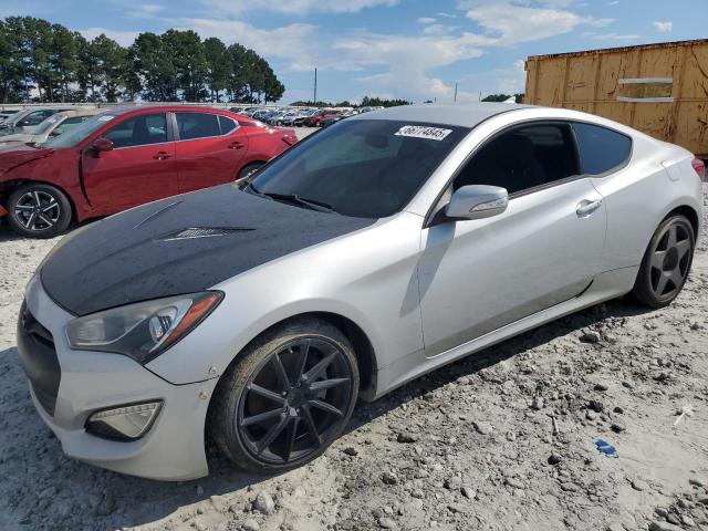  Salvage Hyundai Genesis