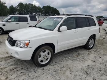  Salvage Toyota Highlander