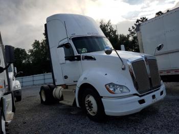  Salvage Kenworth T680